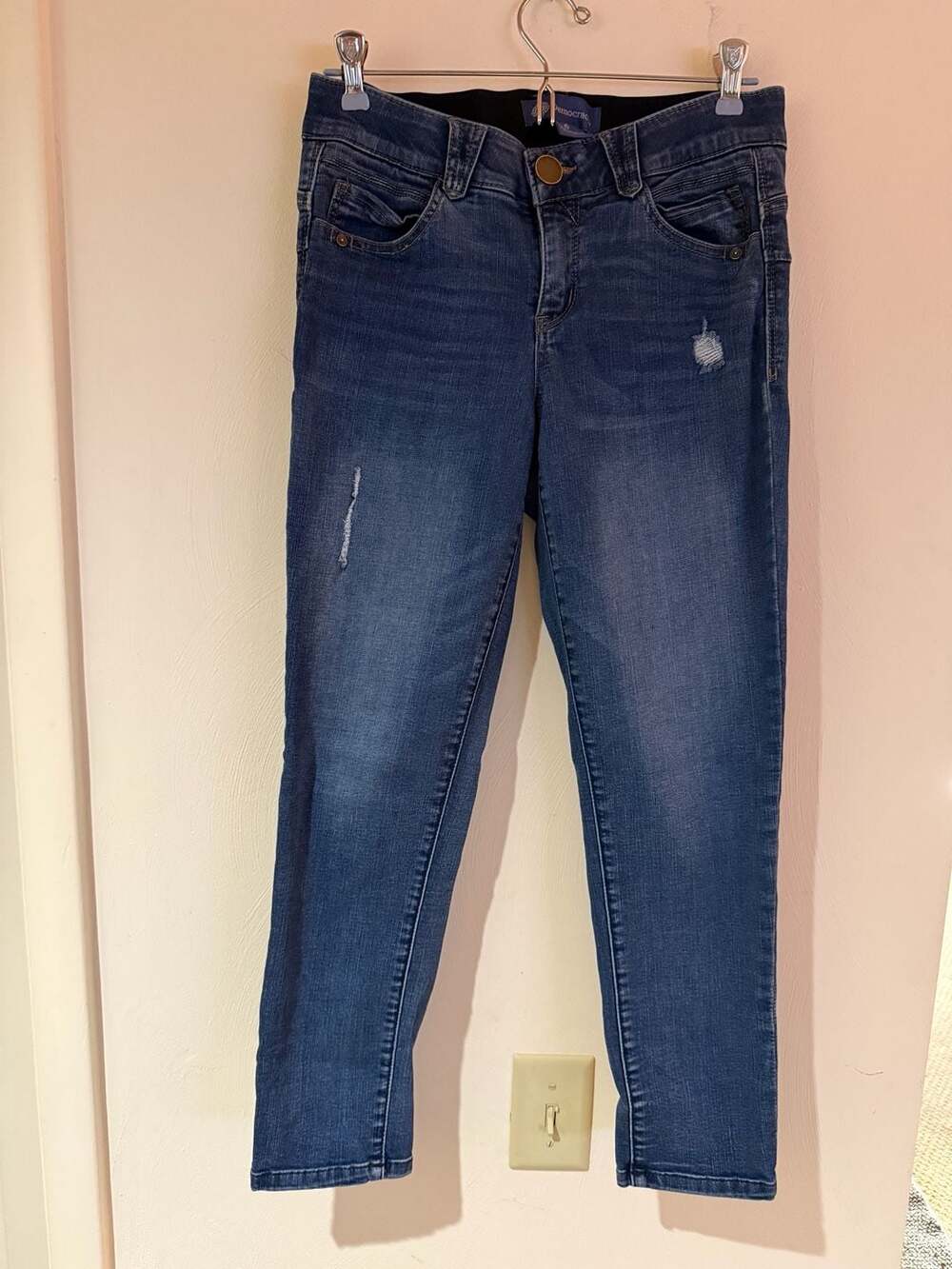 Democracy Ab Solution Jeans Size 6 Medium Wash Distressed Skinny Denim